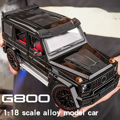 1:18 Benz G800Pojazd terenowy SUV Model odlewu aluminiowego Kolekcja samochodów Dźwięk i światło Sprayable Zabawkowe samochody Prezenty dla dzieci Chłopak